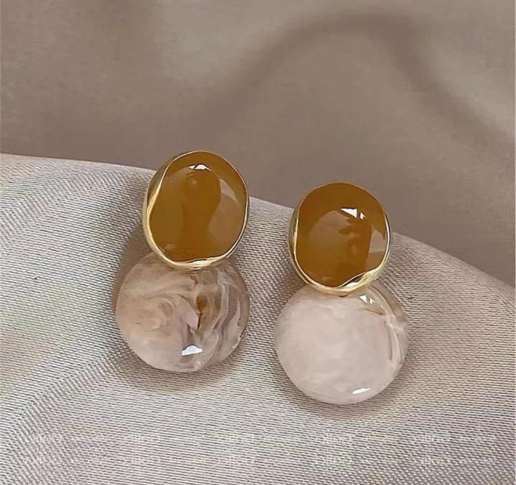 Cyrstal Brown Korean Earings