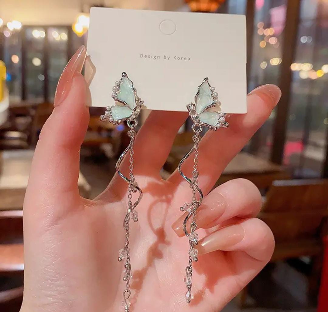 Half Butterfly Luxe Drop Korean Earings