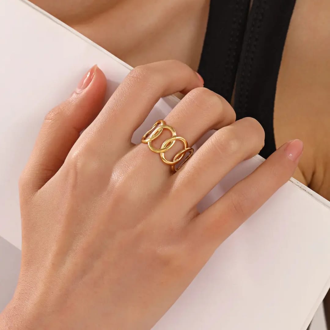 Oval Overlaping Anti Tarnish Ring